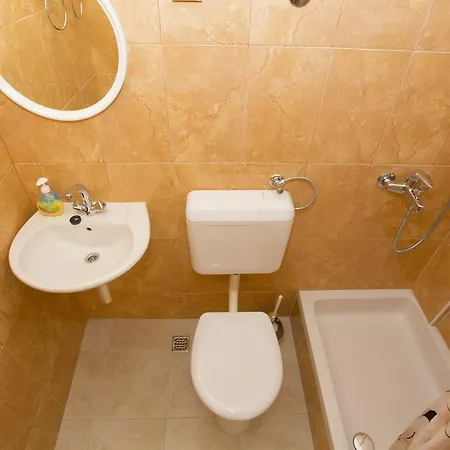 Blazevic Apartment Makarska